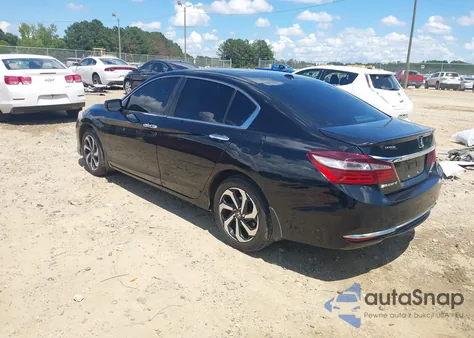 2017 Honda Accord Ex z USA, uszkodzony, nr VIN 1HGCR2F00HA035778
